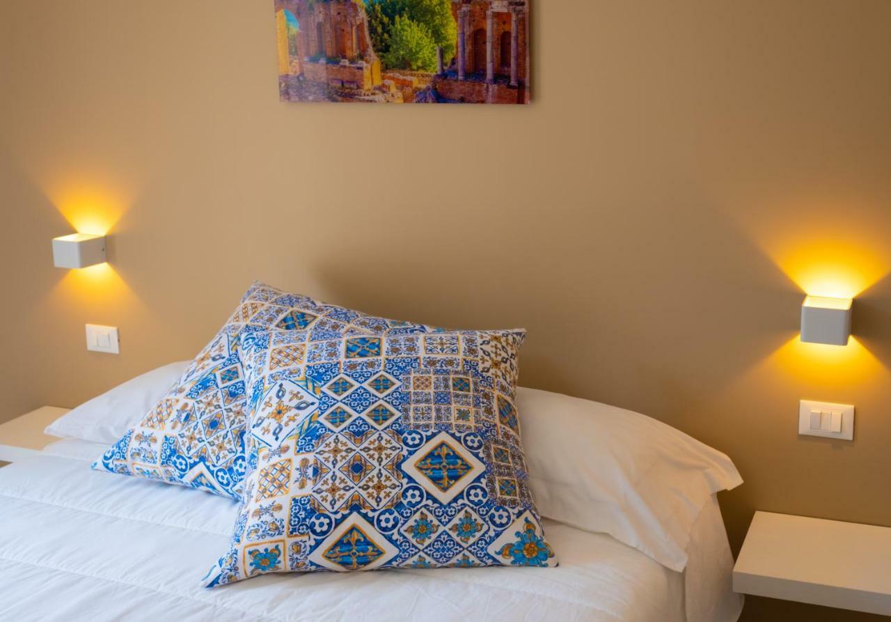 Taormina Bedda Rooms Eksteriør bilde